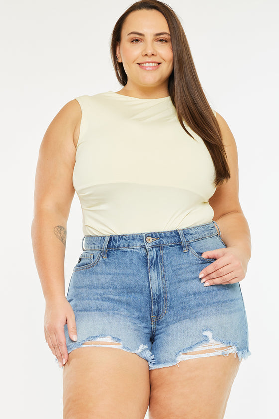 Isabelle Ultra High Rise Mom Shorts (Plus Size)